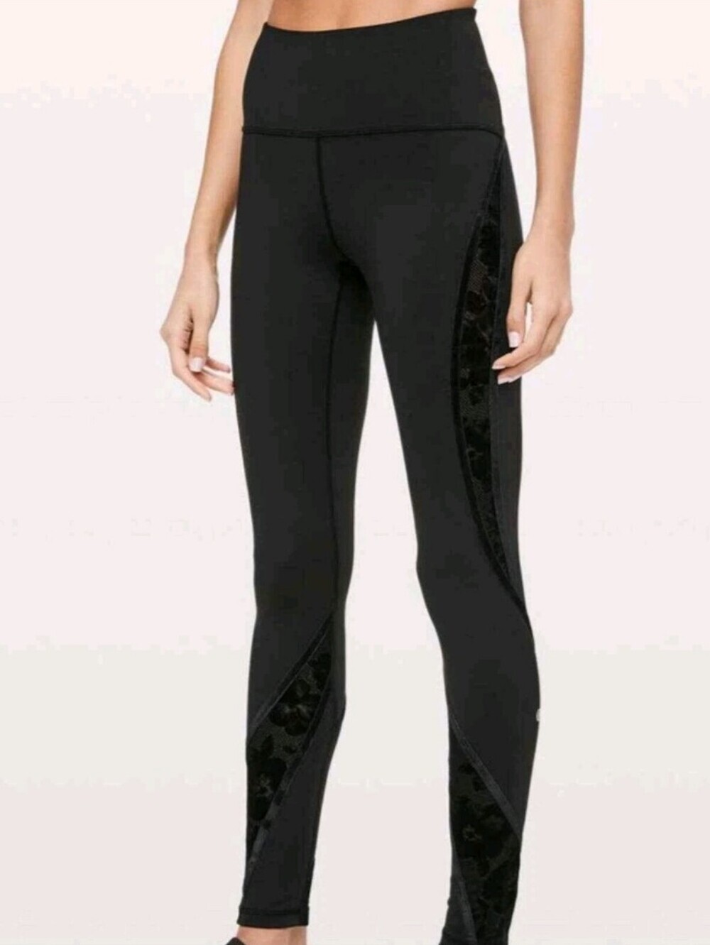 Lululemon Wunder Under High-Rise Flocked 28"Black / Scatter Floral Black Size 6